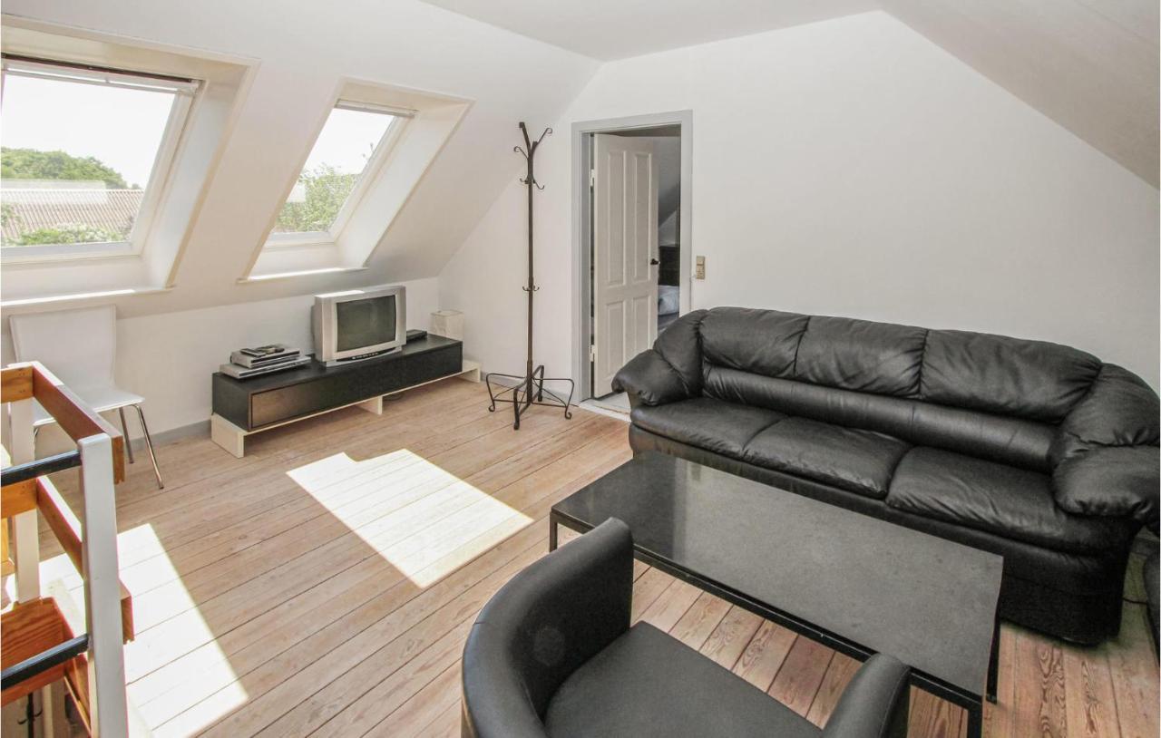 2 Bedroom Awesome Home In Samso Nordby  Exteriör bild