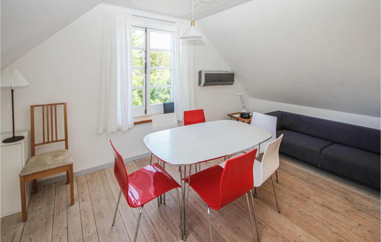 2 Bedroom Awesome Home In Samso Nordby  Exteriör bild
