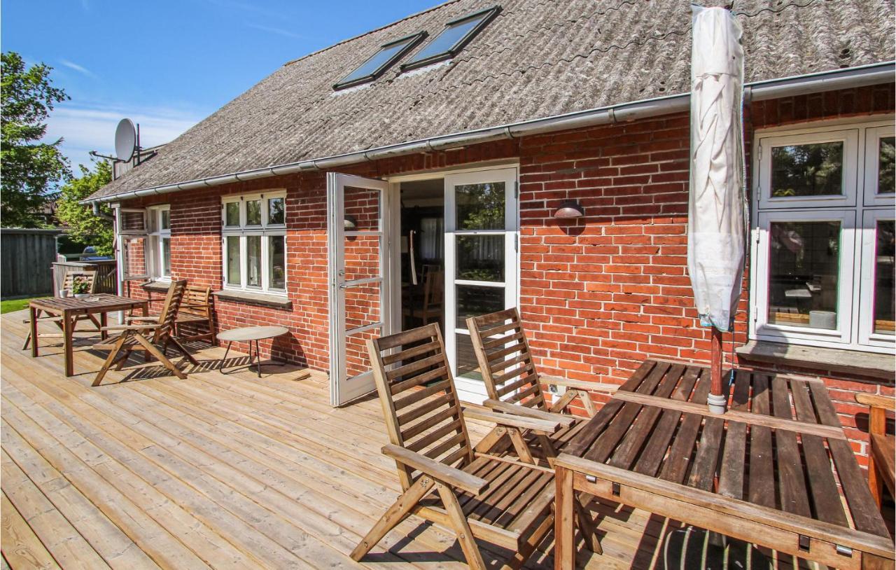 2 Bedroom Awesome Home In Samso Nordby  Exteriör bild
